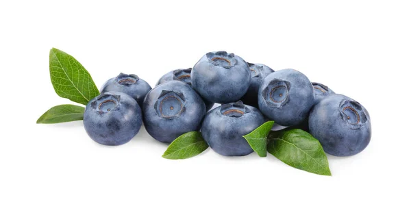 Pile Fresh Ripe Blueberries Leaves Isolated White — Stock Photo, Image
