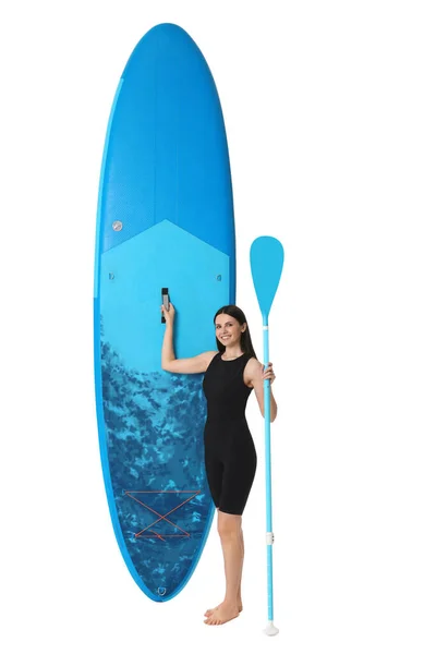 快乐女人与蓝色Sup板和桨白色背景 — 图库照片