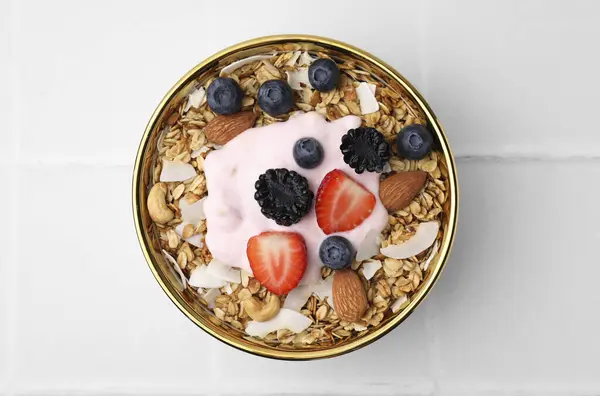 Tasty Granola Yogurt Fresh Berries Bowl White Tiled Table Top — Stock Photo, Image