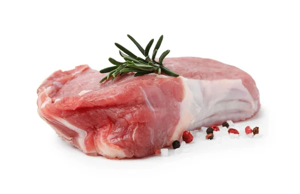 Carne Crua Fresca Com Alecrim Especiarias Isoladas Branco — Fotografia de Stock