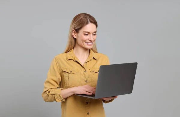 Happy Woman Laptop Light Grey Background — Stock Photo, Image