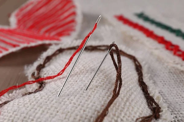 Heart Made Burlap Fabric Threads Needles Closeup — Stock Photo, Image