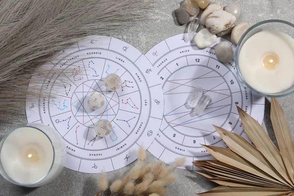 Zodiac Wheel Natal Chart Burning Candle Astrology Dices Stones Grey — Stock Photo, Image