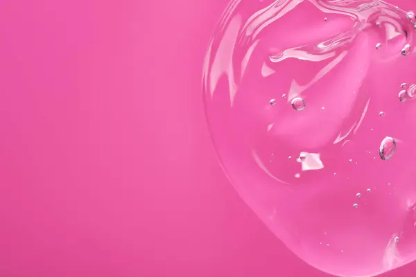 Образец Очищающего Геля Розовом Фоне Вид Сверху Пробелами Текста Косметический — стоковое фото