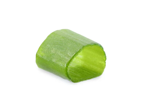 Pedaço Cebola Verde Fresca Isolado Branco — Fotografia de Stock