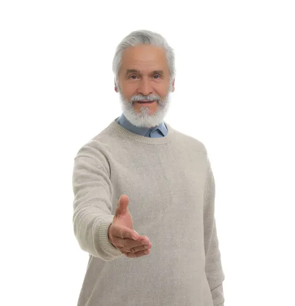 Старший Мужчина Приветствуя Предлагая Рукопожатие Изолированы Белом — стоковое фото