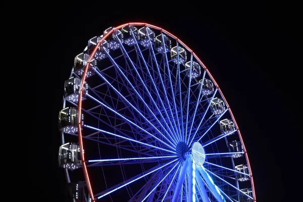 Beautiful Glowing Ferris Wheel Dark Sky — Stockfoto