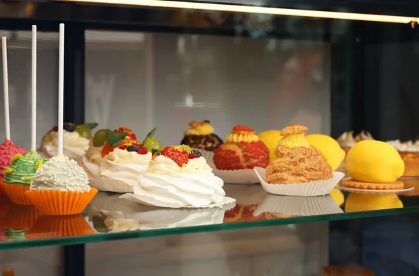 Showcase Different Tasty Desserts Store Closeup — Stock Photo, Image
