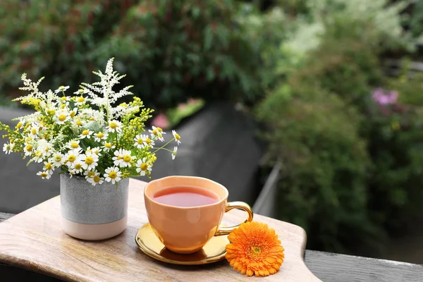 Cup Delicious Chamomile Tea Fresh Flowers Outdoors Space Text — Stock Photo, Image