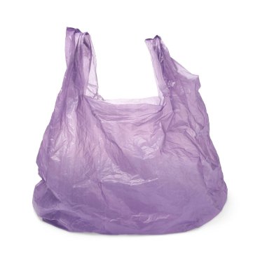 Bir mor plastik torba beyaza izole edilmiş.