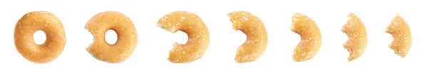 おいしいドーナツを食べる 白に分離されたデザートの断片とのコラージュ — ストック写真