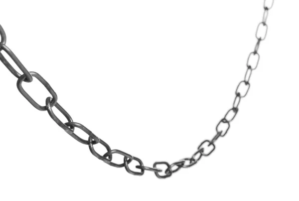 一条常见的金属链在白色上隔离 — 图库照片