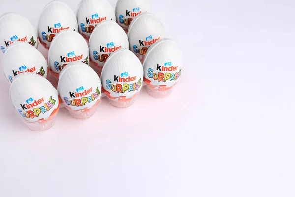Sveti Vlas Bułgaria Czerwca 2023 Kinder Surprise Eggs Plastic Tray — Zdjęcie stockowe