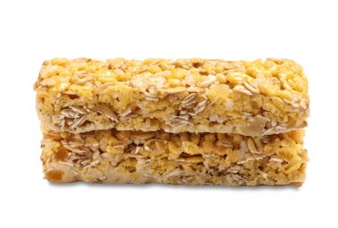 Beyaza izole edilmiş iki lezzetli granola bar.