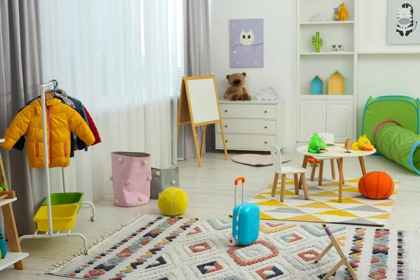 Дитяча Ігрова Кімната Різними Іграшками Сучасними Меблями Стильний Інтер Дитячого — стокове фото