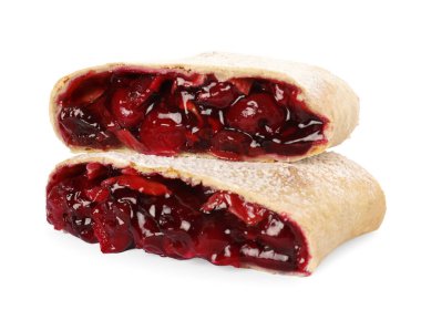 Beyaz üzerine izole edilmiş kirazlı lezzetli meyveli turta.