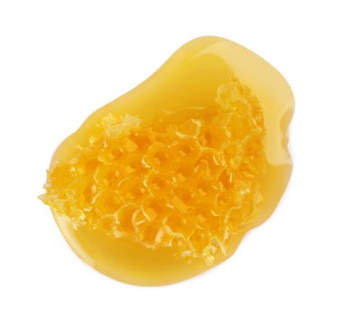 Lezzetli ballı doğal bal peteği, beyaza izole edilmiş, üst manzara.