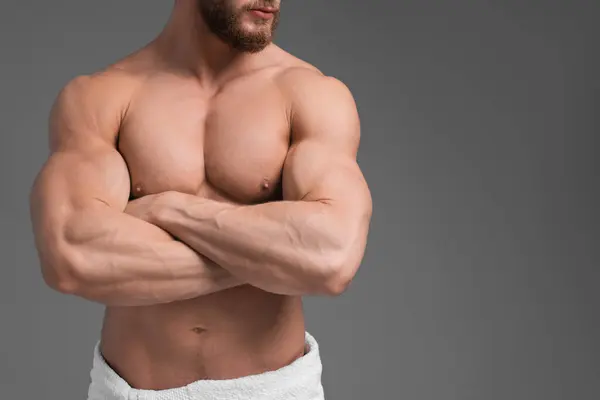Muscular Man Grey Background Closeup Space Text Sexy Body — Stock Photo, Image