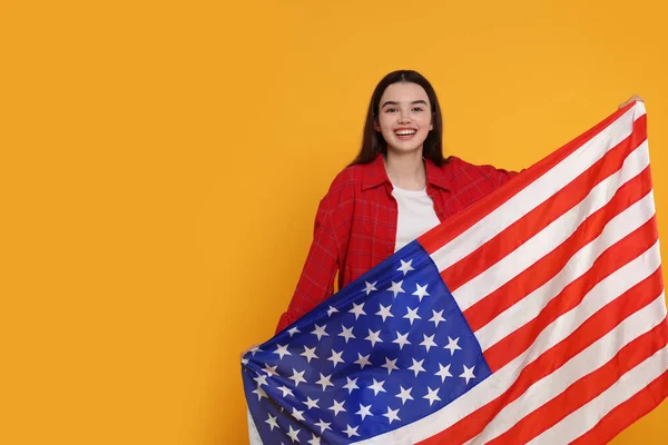 4Th July Independence Day Usa Happy Girl American Flag Yellow — Stock Photo, Image