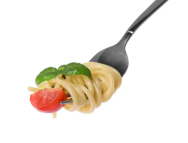 Widelec Smacznym Makaronem Kawałek Świeżego Pomidora Bazylia Izolowane Białym — Zdjęcie stockowe