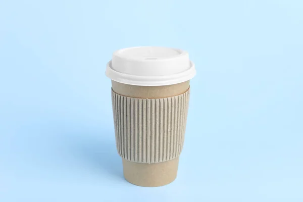 Papierbecher Mit Kunststoffdeckel Auf Hellblauem Hintergrund Coffee — Stockfoto