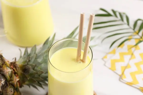 Tasty Pineapple Smoothie White Table Closeup — Stock Photo, Image