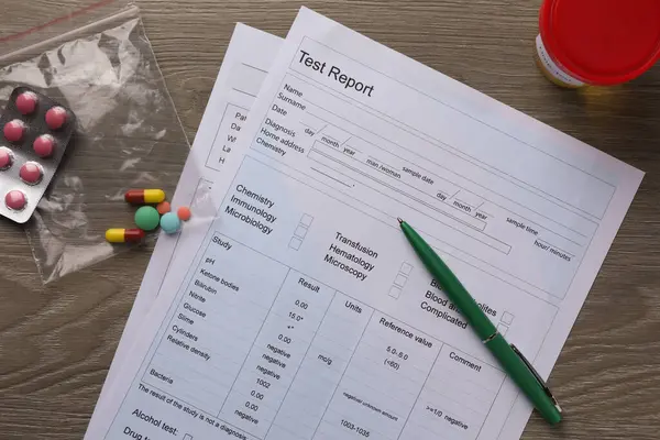 Drug Test Μορφή Αποτέλεσμα Στυλό Δοχείο Δείγμα Ούρων Και Χάπια — Φωτογραφία Αρχείου