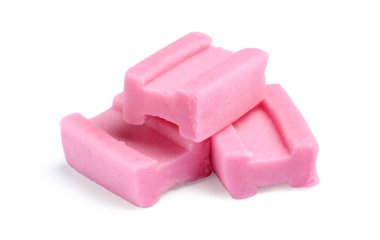 Lezzetli pembe baloncuk diş etleri beyaza izole edilmiş.