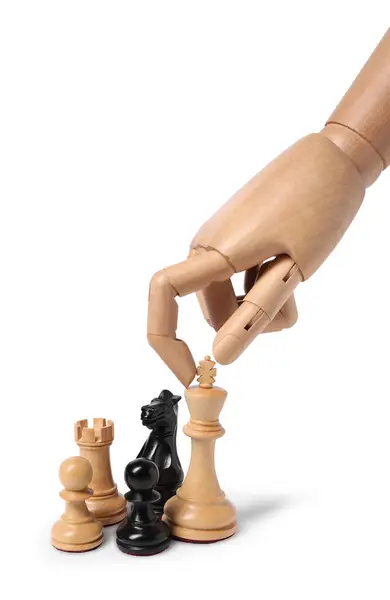 Robot Dotýkající Krále Šachových Figurín Izolovaných Bílém Dřevěná Ruka Představující Stock Snímky