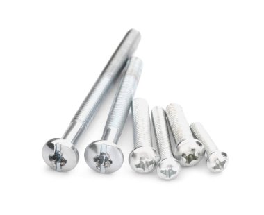 Metal bağlayıcılar beyaza izole edilmiş. Donanım araçları