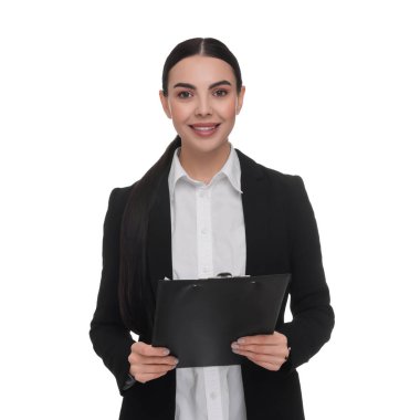 Beyaz arka planda panosu olan gülümseyen kadın portresi. Avukat, iş kadını, muhasebeci ya da müdür.