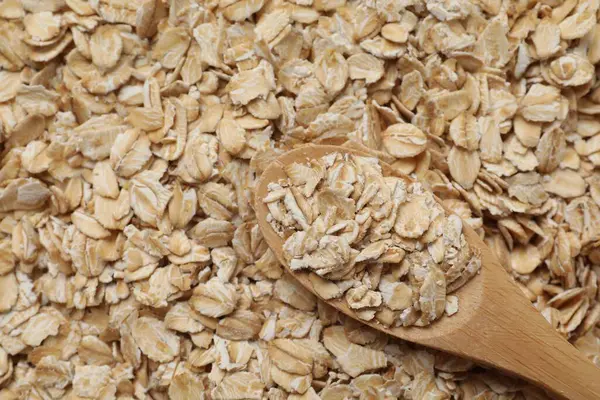 Yulaf ezmeli ahşap kaşık, manzaralı. Metin için boşluk