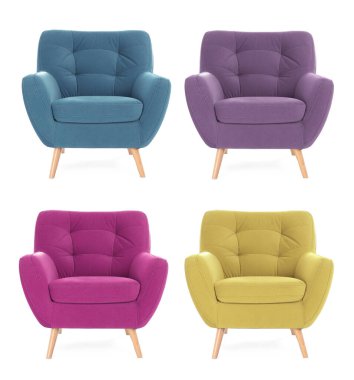 Farklı renkli koltuklar, beyaz sette izole edilmiş.