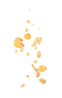 Lezzetli tahıl parçaları beyazda izole edilmiş.