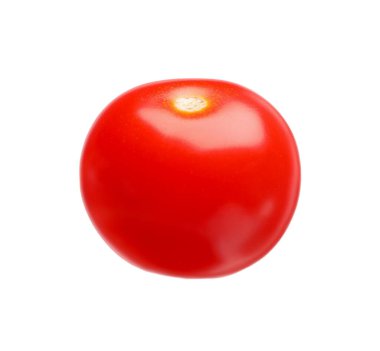 Taze olgun bir domates beyaza izole edilmiş.