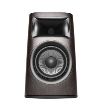 Beyaz arkaplanda bir ahşap ses hoparlörü