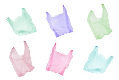 Beyaz arkaplanda boş plastik torbalar, koleksiyon