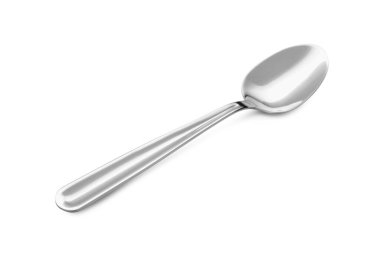 Bir yeni parlak kaşık beyaza izole edilmiş.