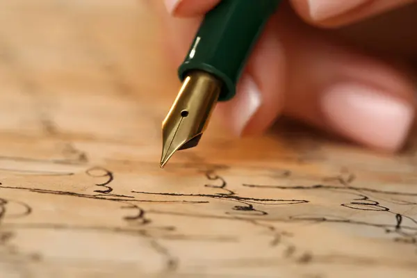 Woman Writing Letter Fountain Pen Closeup — Stock Photo, Image