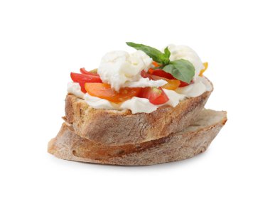 Burrata peynirli ve domatesli nefis sandviç.