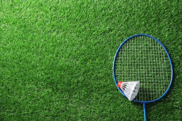 Two Badminton Racket Shuttlecock Green Grass Top View Space Text — Stock Photo, Image