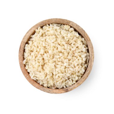Kasede pişirilmiş bulgur, beyaz, üst görünümde izole edilmiş.