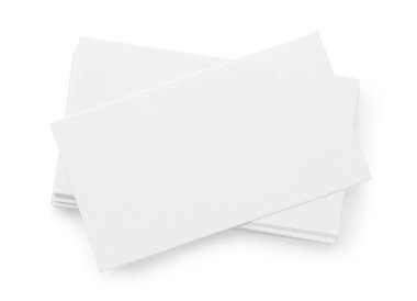 Boş kartvizitler beyaza izole edilmiş, üst manzara. Tasarım için model