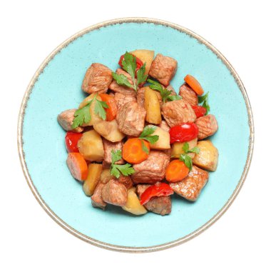 Lezzetli gulaş tabağı beyaza izole edilmiş, üst manzara