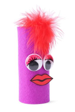 Beyaz üzerine izole edilmiş el yapımı şirin bir canavar. Cadılar Bayramı dekorasyonu