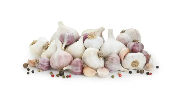 Fresh Garlic Peppercorns Isolated White — Stock Photo, Image