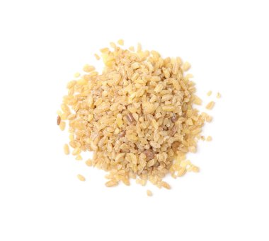 Beyaz, üst görünümde izole edilmiş ham bulgur yığını
