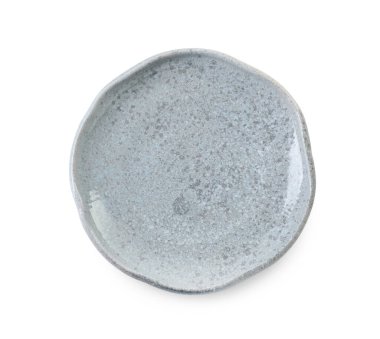 Temiz bir seramik tabak beyaz, üst görünümde izole