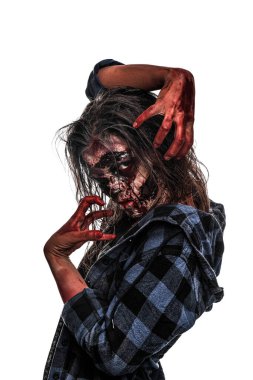 Beyaz arka planda korkunç bir zombi. Cadılar Bayramı canavarı