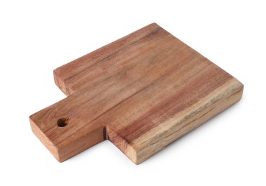 Beyaz üzerine izole edilmiş bir tahta kesme tahtası.